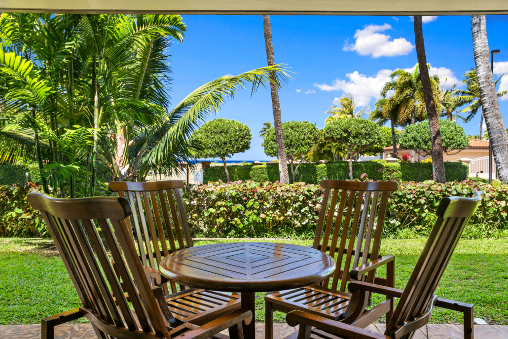 private lanai with seating for four